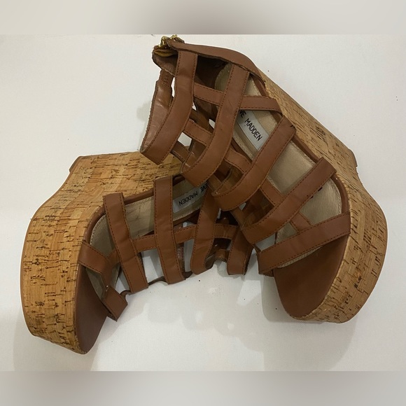 Steve Madden Shoes - Wedges Size 7